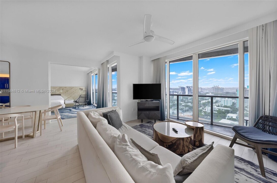 3101 Bayshore Dr, Unit 1808 in Fort Lauderdale, FL - Foto de edificio