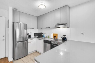 1550 W 11th Ave in Vancouver, BC - Building Photo - Building Photo