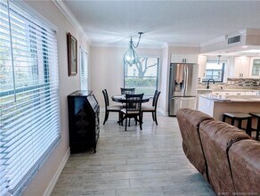 741 SW South River Dr in Stuart, FL - Building Photo - Building Photo