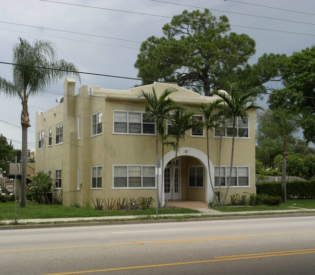 215 S Seacrest Blvd in Boynton Beach, FL - Building Photo - Building Photo