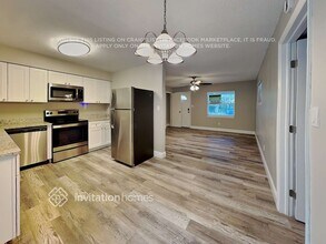 1098 E Harrison St in Oviedo, FL - Building Photo - Building Photo