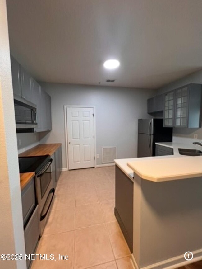 13364 Beach Blvd in Jacksonville, FL - Building Photo - Building Photo