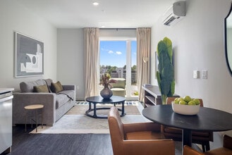 51 S Broadway, Unit FL4-ID1383002P in White Plains, NY - Building Photo - Building Photo