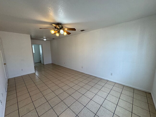 2804 Leroy Cir in Killeen, TX - Foto de edificio - Building Photo