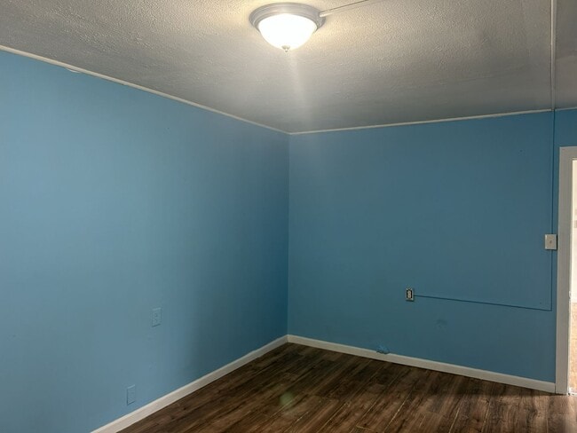 property at 3149 W 32nd St