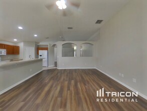 13461 Staghorn Rd in Tampa, FL - Building Photo - Building Photo