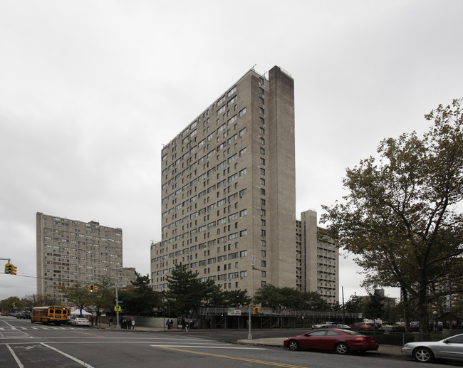Star at Bay Park in Brooklyn, NY - Building Photo - Building Photo