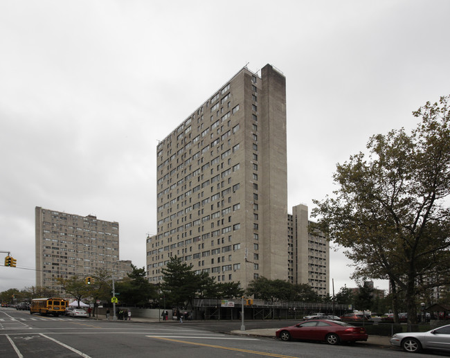 Star at Bay Park in Brooklyn, NY - Building Photo - Building Photo