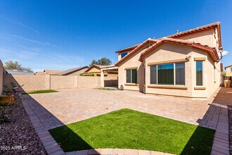 10809 W Saddlehorn Rd in Peoria, AZ - Building Photo - Building Photo