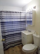 21 Indianwood Blvd in Park Forest, IL - Building Photo - Building Photo