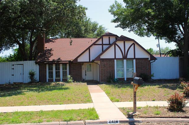 2416 Majestic Dr in Plano, TX - Building Photo