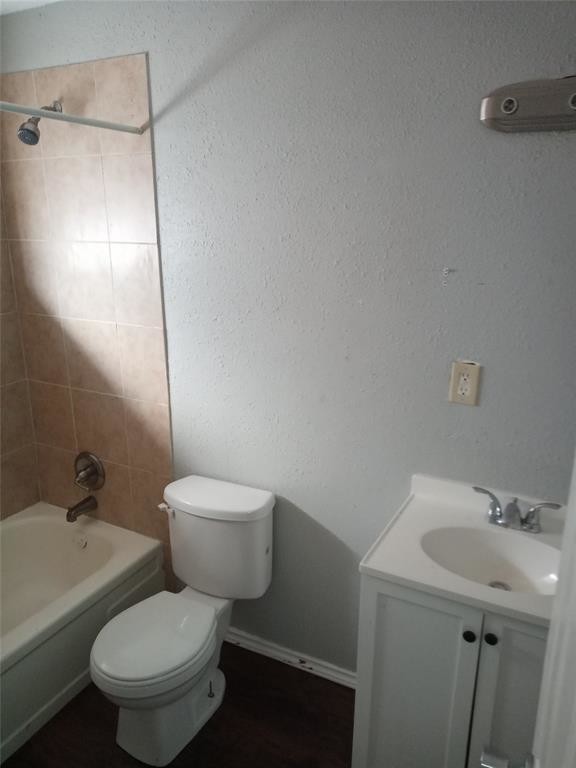 1037 E Tucker St-Unit -103 in Fort Worth, TX - Foto de edificio - Building Photo