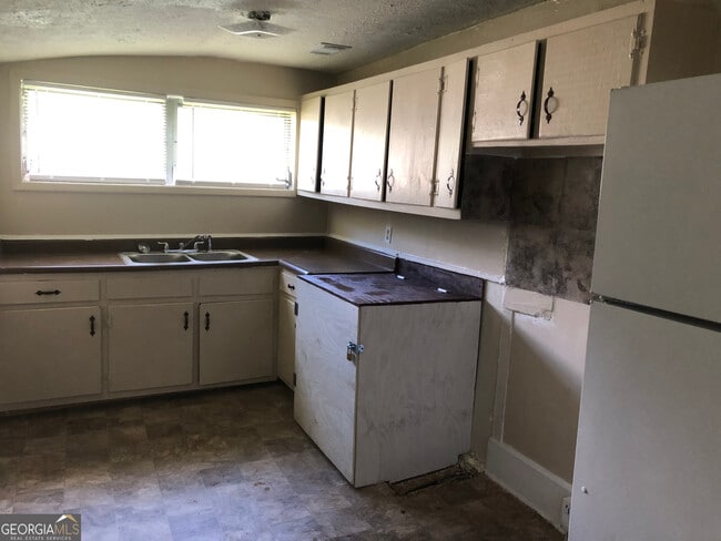 1260 Conley Rd in Forest Park, GA - Building Photo - Building Photo