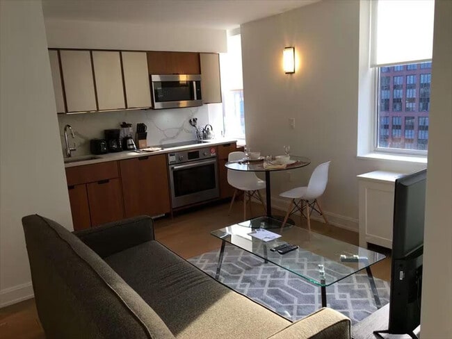 420 E 54th St in New York, NY - Building Photo - Building Photo