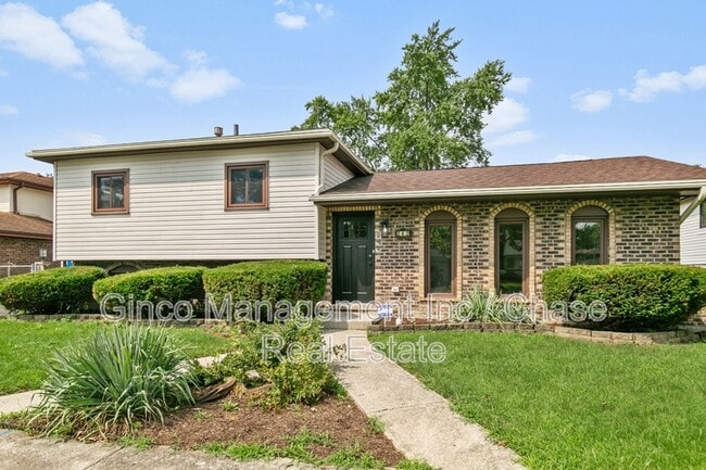 property at 242 S Harper Ave