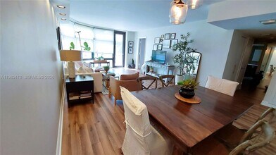 3375 N Country Club Dr in Miami, FL - Foto de edificio - Building Photo