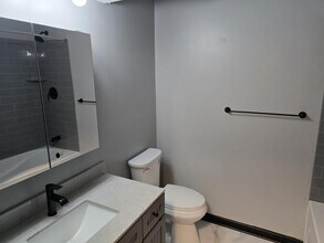 8512 N Pomona Ave in Kansas City, MO - Building Photo - Building Photo