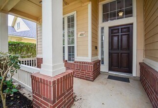 4007 Gazebo Ln in Sienna, TX - Foto de edificio - Building Photo