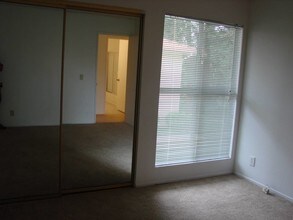 23653 Park Capri, Unit 91 in Calabasas, CA - Building Photo - Building Photo