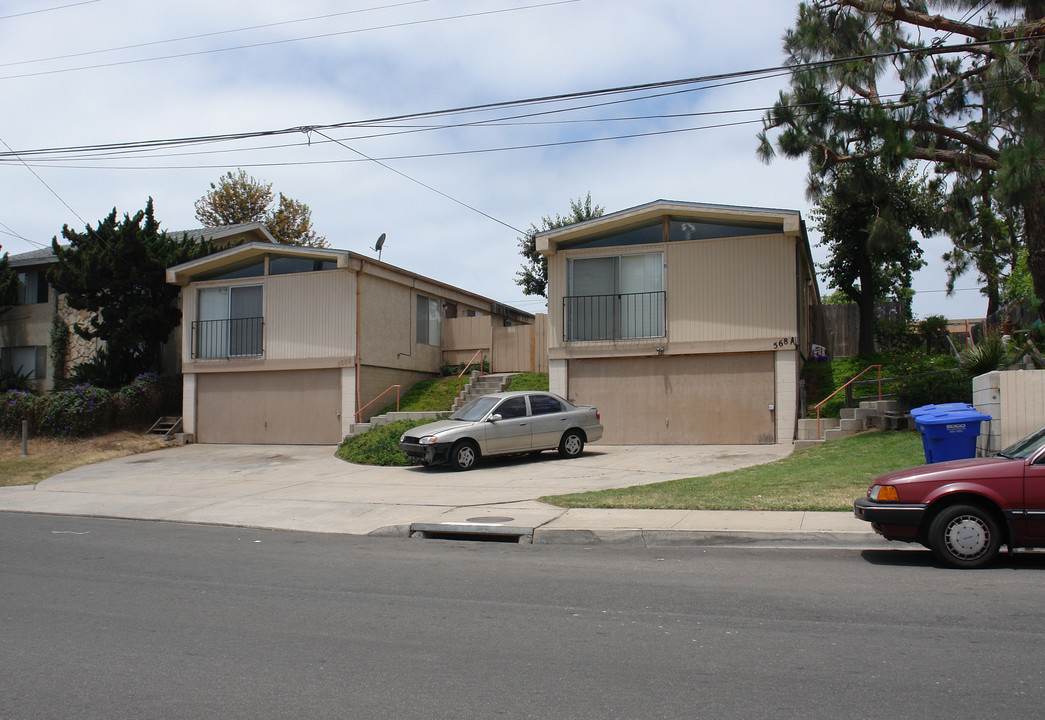 568 8th St in Imperial Beach, CA - Building Photo