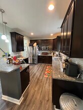 9572 6th Bay St in Norfolk, VA - Foto de edificio - Building Photo