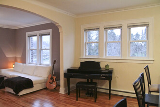 3549 Emerson Ave S in Minneapolis, MN - Building Photo - Building Photo