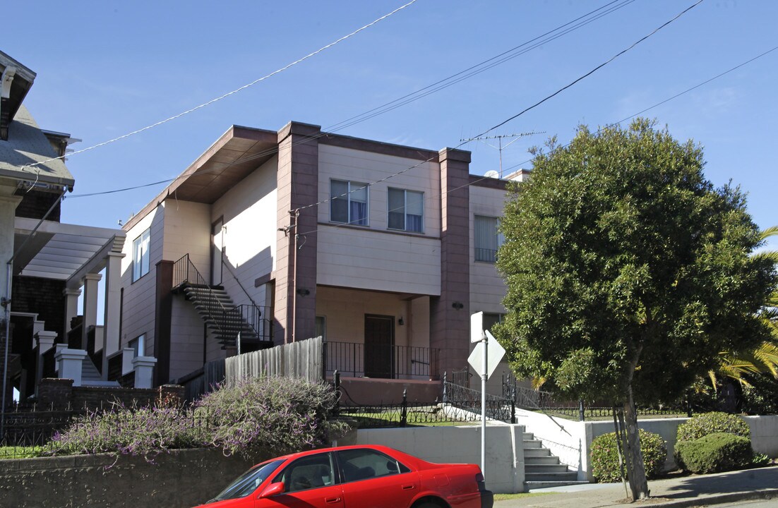 1753 16th Ave in Oakland, CA - Building Photo