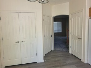 5555 Geronimo Way in West Jordan, UT - Building Photo - Building Photo