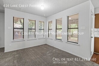 616 Lake Crest Pkwy in Azle, TX - Building Photo - Building Photo