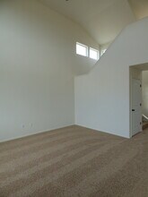 7611 McClellan Rd in Wellington, CO - Foto de edificio - Building Photo