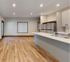 716 11th Ave SE in Minneapolis, MN - Building Photo - Building Photo