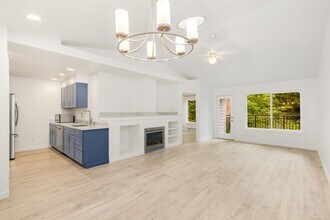 2201 192nd St SE-Unit -Unit S203 in Bothell, WA - Building Photo - Building Photo