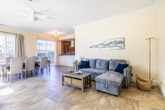 202 Alexander Ct in Encinitas, CA - Building Photo - Building Photo