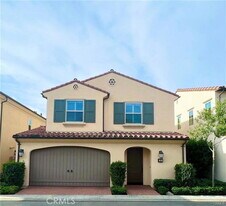 22 Norwich in Irvine, CA - Building Photo