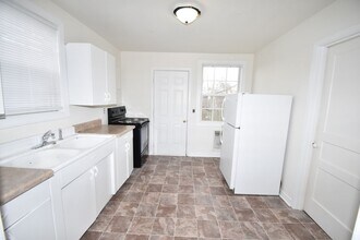 948 E Happy Hollow Dr in Clarksville, TN - Building Photo - Building Photo