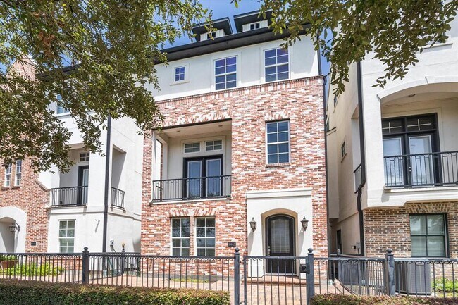 property at 9443 Fannin St