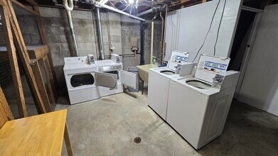 331 Heather Ln in Fredonia, WI - Building Photo - Building Photo