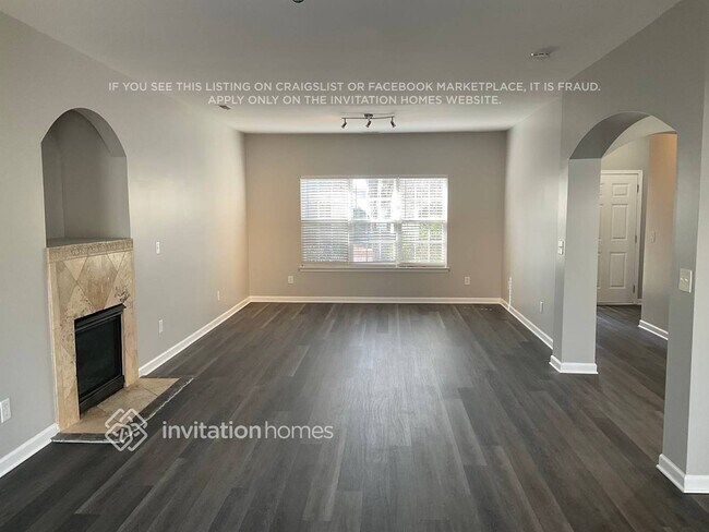 9215 Ducati Ln in Cornelius, NC - Building Photo - Building Photo