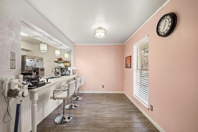 8931 Gaylord Dr in Houston, TX - Building Photo - Building Photo