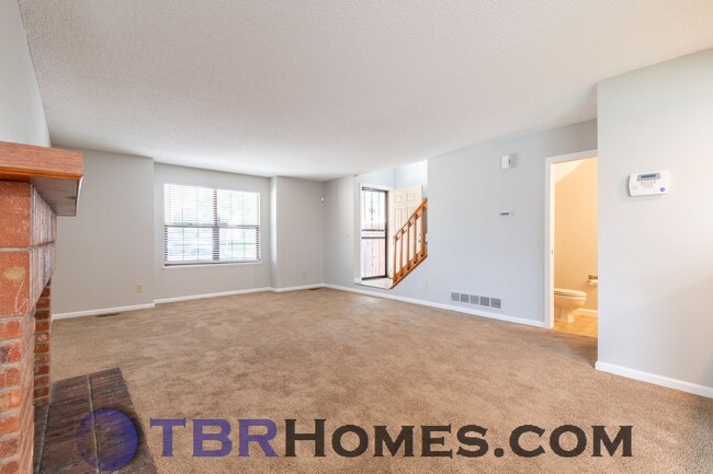 1789 S Pitkin Cir in Aurora, CO - Building Photo - Building Photo