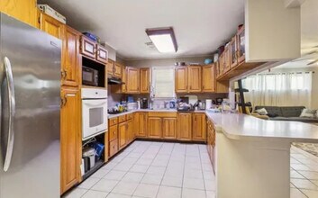 2141 Florida Ave, Unit 2141 Florida Ave in Kenner, LA - Building Photo - Building Photo