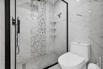 6279 Bay Club Dr, Unit 3 in Fort Lauderdale, FL - Building Photo - Building Photo