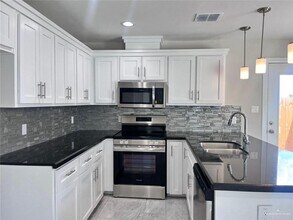 709 Palmer Rd in Mission, TX - Building Photo - Building Photo