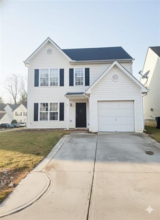 424 Village Bluff Dr in Lawrenceville, GA - Building Photo