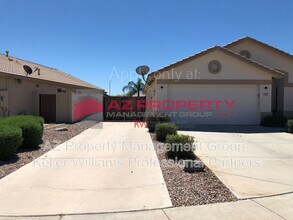 8035 W Melinda Ln in Peoria, AZ - Foto de edificio - Building Photo