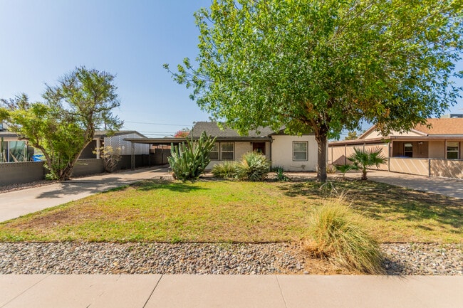property at 2455 E Amelia Ave