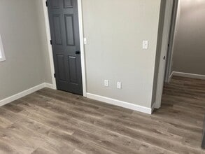 4217 Sunset Dr in Osage Beach, MO - Building Photo - Building Photo