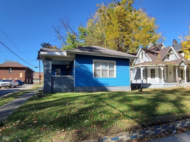 property at 402 N Bradley Ave