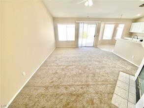 4678 Carefree Dr in Las Vegas, NV - Building Photo - Building Photo