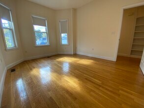 20 Clarendon St, Unit 20 in Watertown, MA - Building Photo - Building Photo